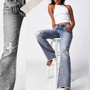 DRIFTWOOD KELLY DECONSTRUCTED BABY BOOT  CHARMING EMBROIDERED JEANS